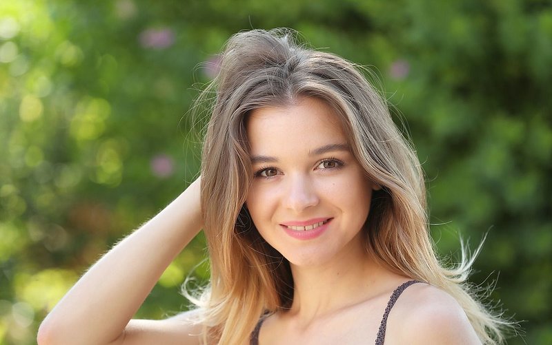 Юлия, 20 лет, 1 размер груди